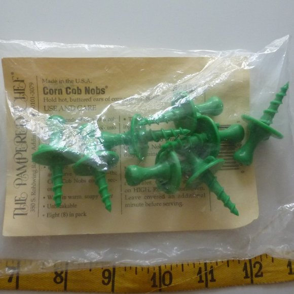 The Pampered Chef Corn Cob Nobs - Picture 3 of 4